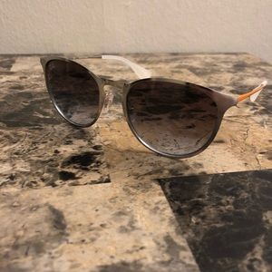 Ray Ban 3539 90772W Sliver Framed Sunglasses.